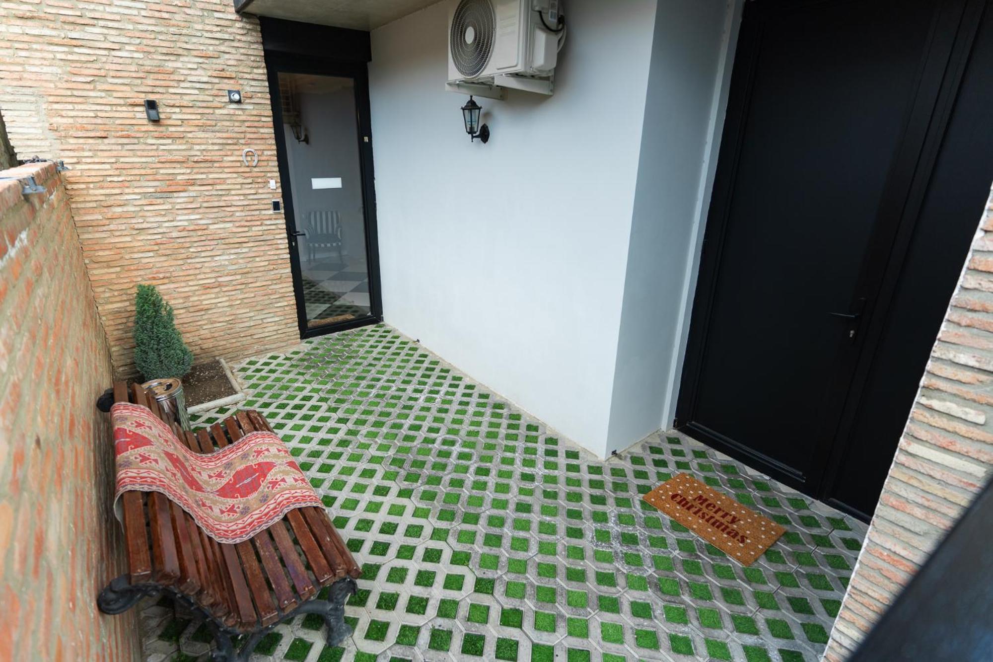Trinity Hotel Tbiliszi Kültér fotó